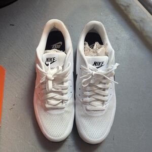 Nike White Golf Shoes